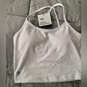 SENITA ATHLETICS White Ava Crop Top 
Size Small
NWT